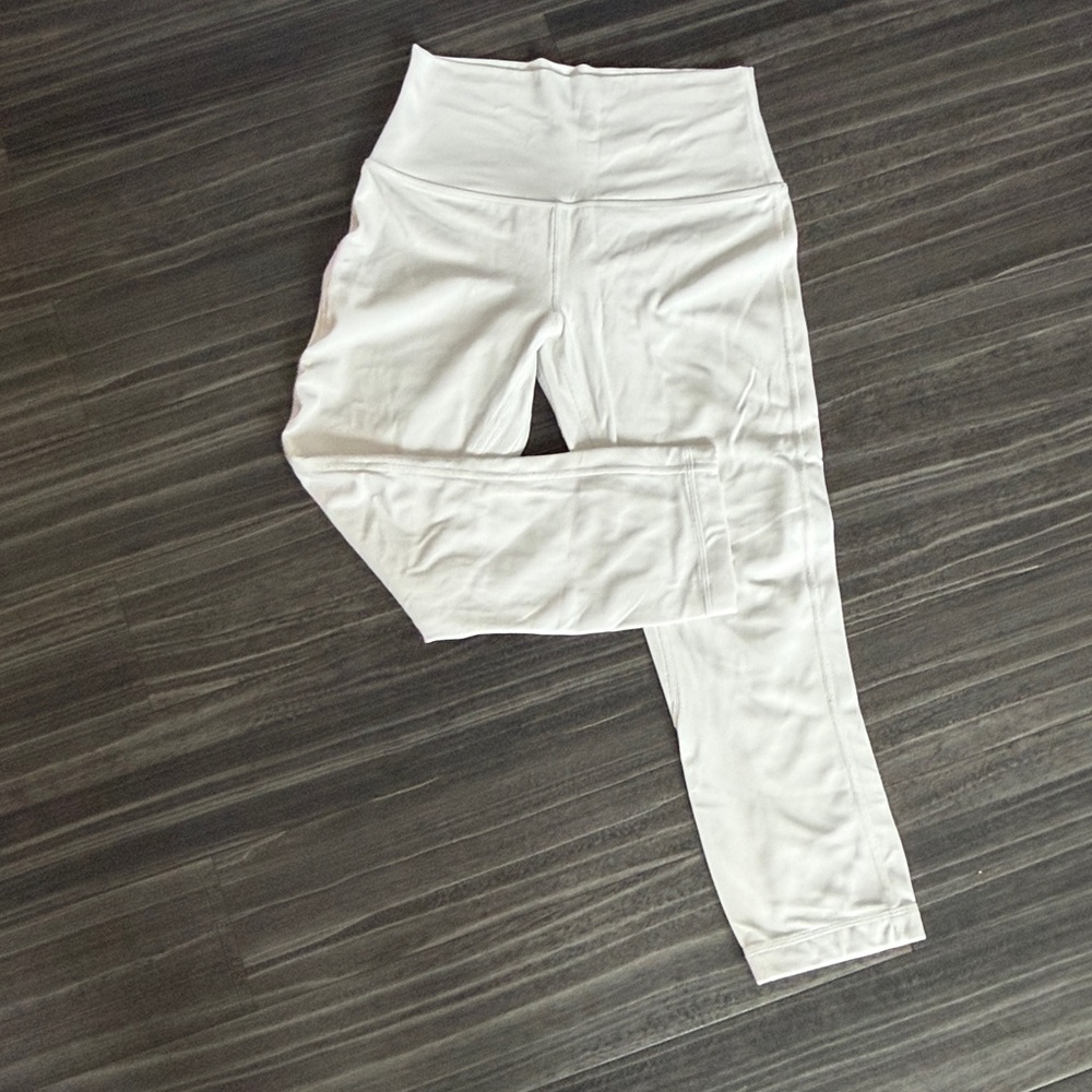 Lululemon Align HR Crop 21 - Picture 6 of 10